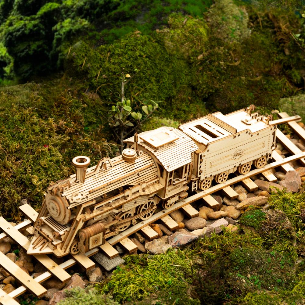 3D Wooden Puzzle Train Model